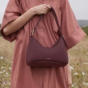 Like new Polene Umi BURGUNDY TEXTURED LEATHER